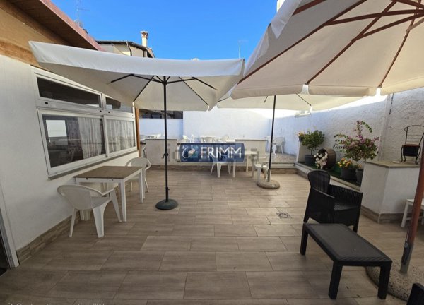 casa indipendente in vendita a Ladispoli