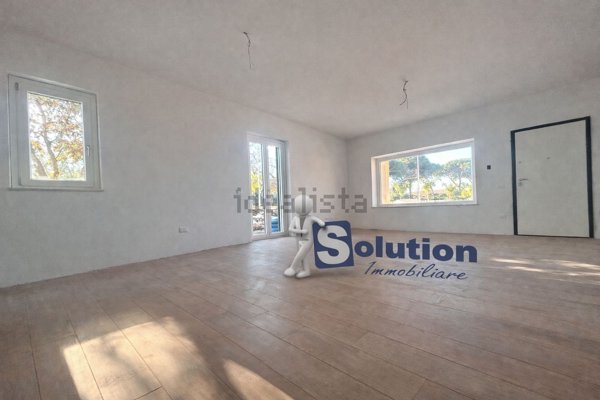 casa indipendente in vendita a Ladispoli in zona Marina di San Nicola