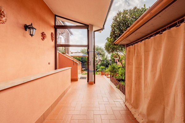 casa indipendente in vendita a Ladispoli