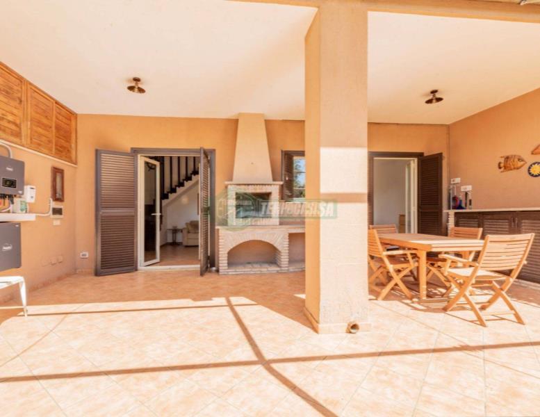 casa indipendente in vendita a Ladispoli in zona Marina di San Nicola