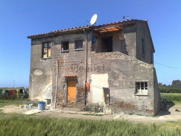 casale in vendita a Ladispoli in zona Monteroni