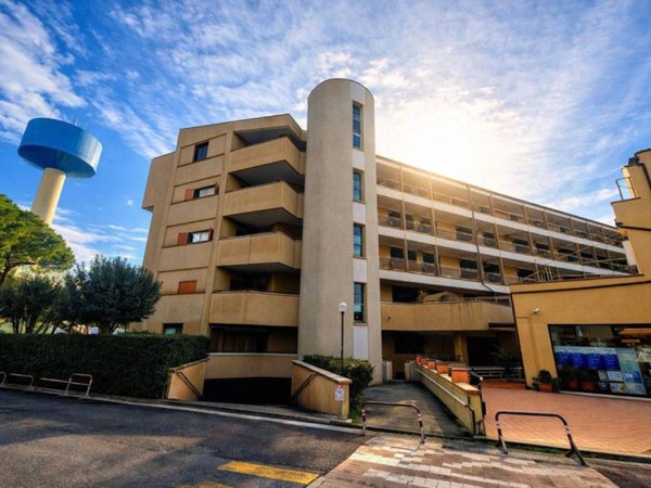 appartamento in vendita a Ladispoli in zona Marina di San Nicola