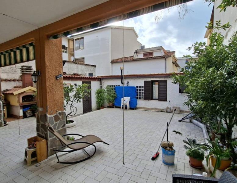 casa indipendente in vendita a Ladispoli