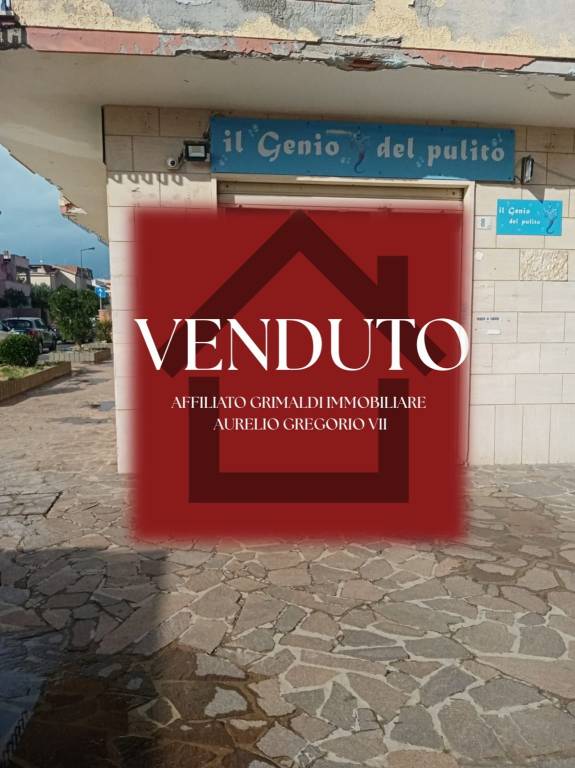negozio in vendita a Ladispoli
