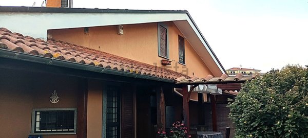casa indipendente in vendita a Ladispoli in zona Marina di San Nicola