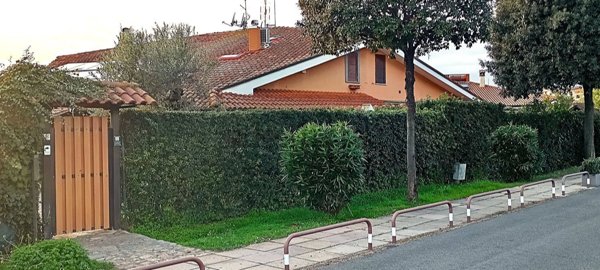casa indipendente in vendita a Ladispoli in zona Marina di San Nicola