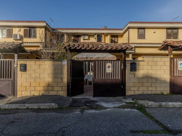 casa indipendente in vendita a Ladispoli