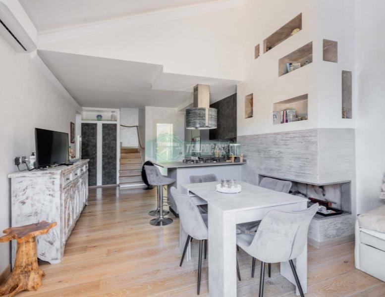 casa indipendente in vendita a Ladispoli in zona Marina di San Nicola