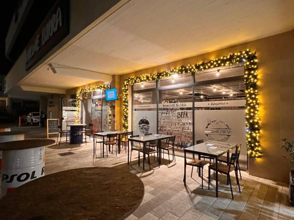 negozio in vendita a Ladispoli