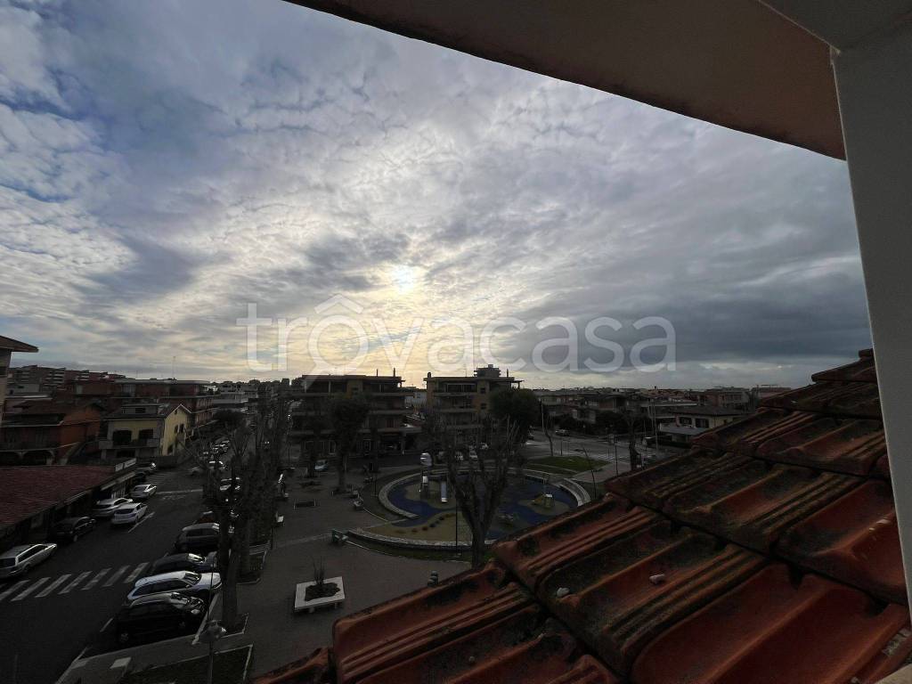 appartamento in vendita a Ladispoli in zona Marina di San Nicola