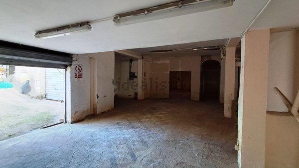 locale commerciale in vendita a Ladispoli