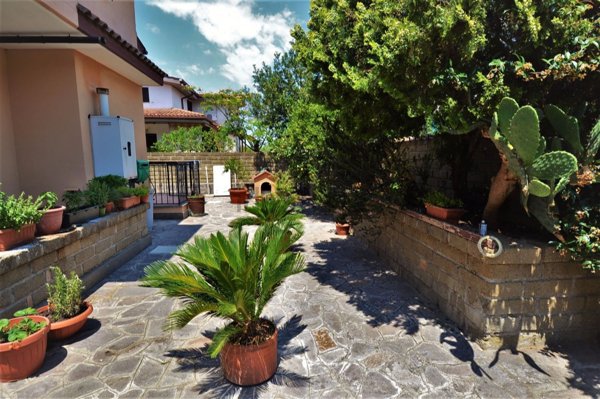 pentavano in vendita a Ladispoli