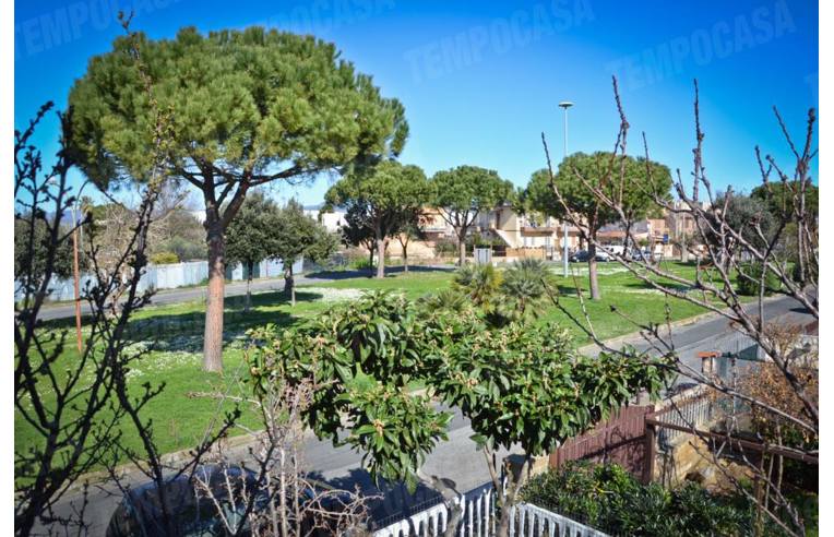 casa indipendente in vendita a Ladispoli