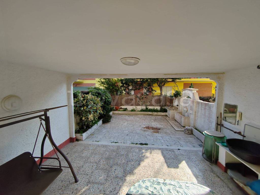 casa indipendente in vendita a Ladispoli in zona Marina di San Nicola