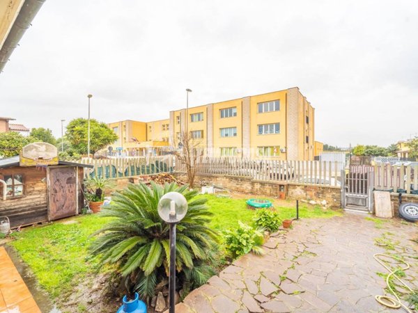 casa indipendente in vendita a Ladispoli