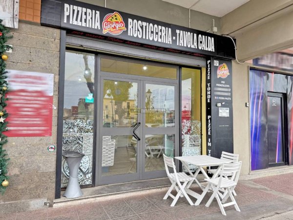 negozio in vendita a Ladispoli