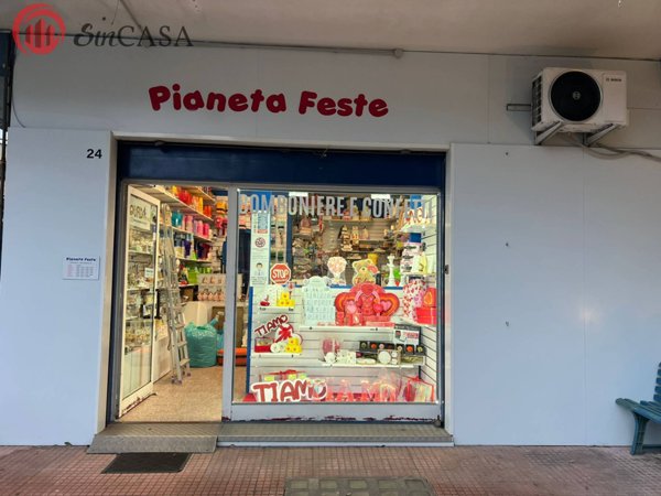 negozio in vendita a Ladispoli