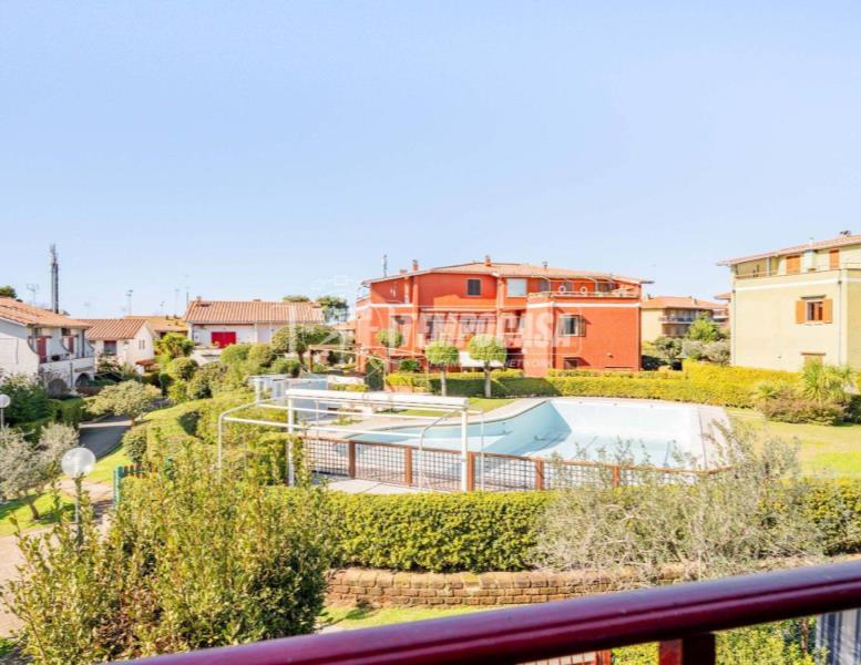 appartamento in vendita a Ladispoli in zona Marina di San Nicola
