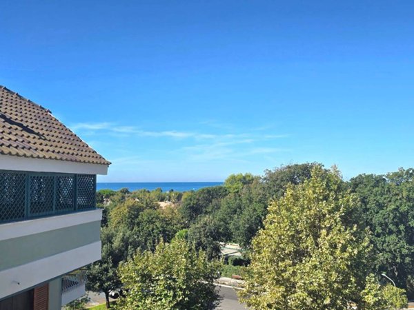 appartamento in vendita a Ladispoli in zona Marina di San Nicola