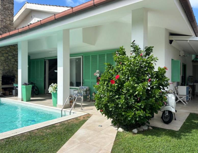 casa indipendente in vendita a Ladispoli in zona Marina di San Nicola