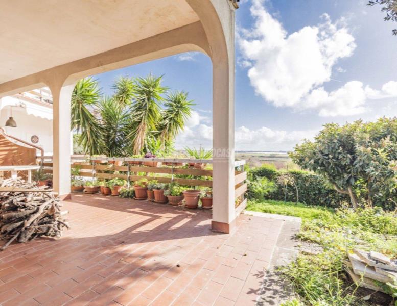 casa indipendente in vendita a Ladispoli