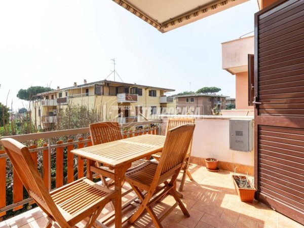 appartamento in vendita a Ladispoli in zona Marina di San Nicola