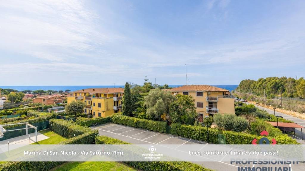 appartamento in vendita a Ladispoli in zona Marina di San Nicola