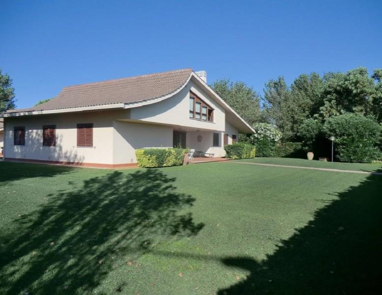 casa indipendente in vendita a Ladispoli