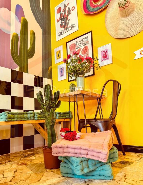 negozio in vendita a Ladispoli