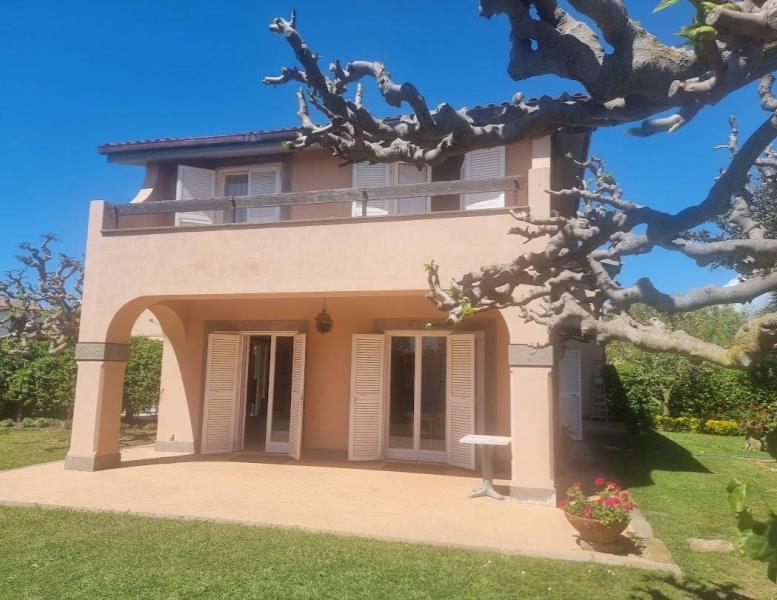 casa indipendente in vendita a Ladispoli in zona Marina di San Nicola