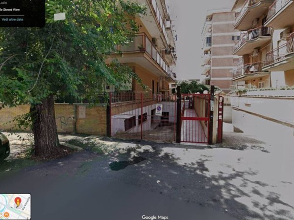 locale di sgombero in vendita a Ladispoli