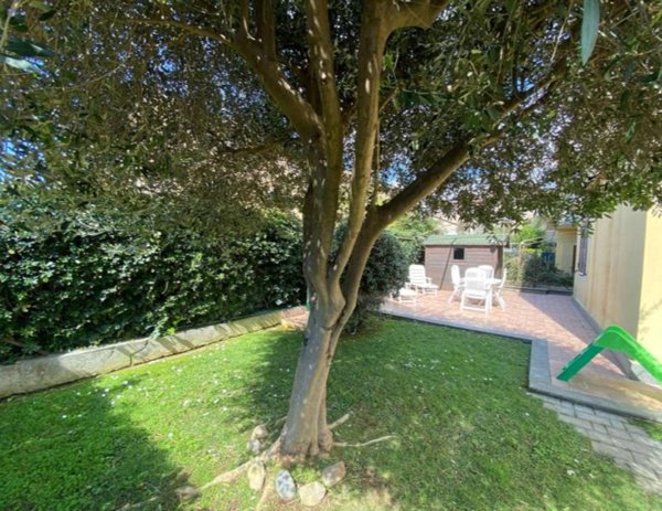 appartamento in vendita a Ladispoli in zona Marina di San Nicola