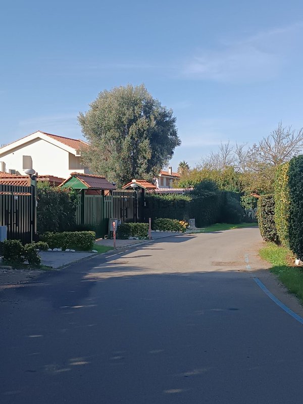 appartamento in vendita a Ladispoli in zona Marina di San Nicola