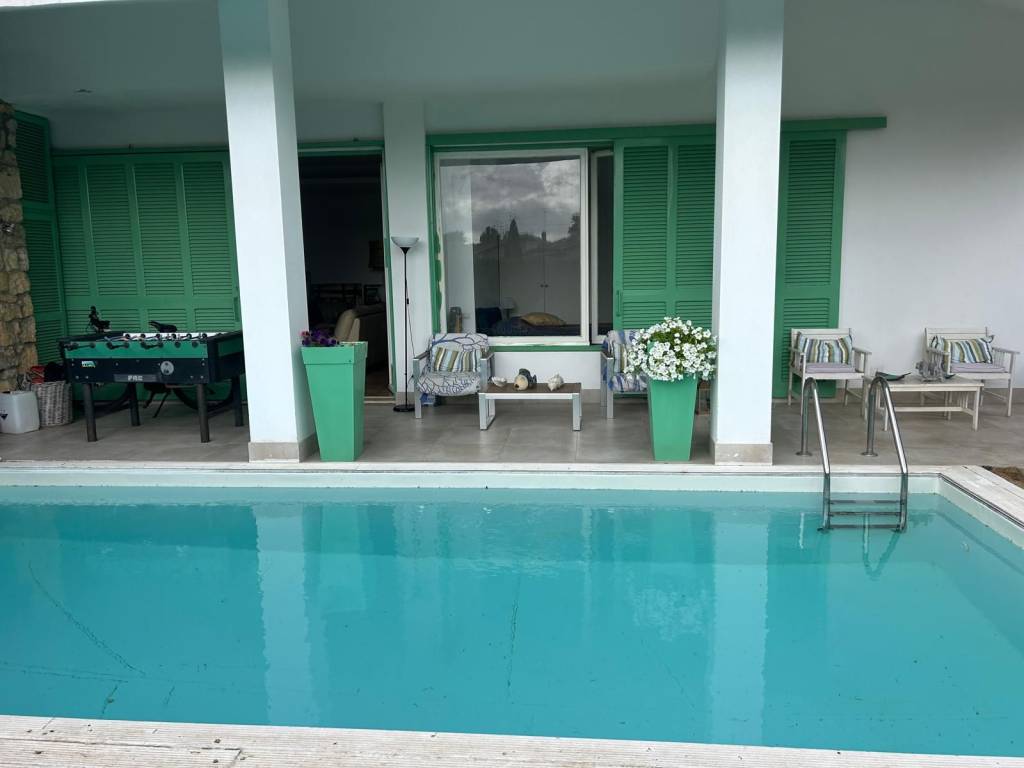 appartamento in vendita a Ladispoli in zona Marina di San Nicola