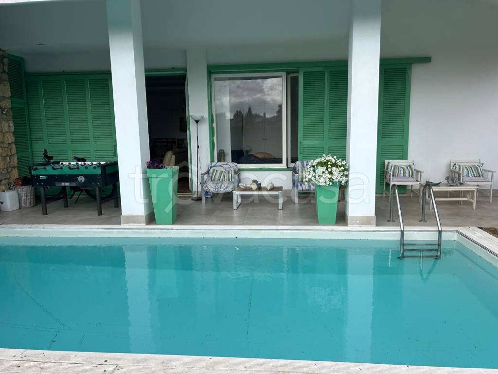 casa indipendente in vendita a Ladispoli in zona Marina di San Nicola