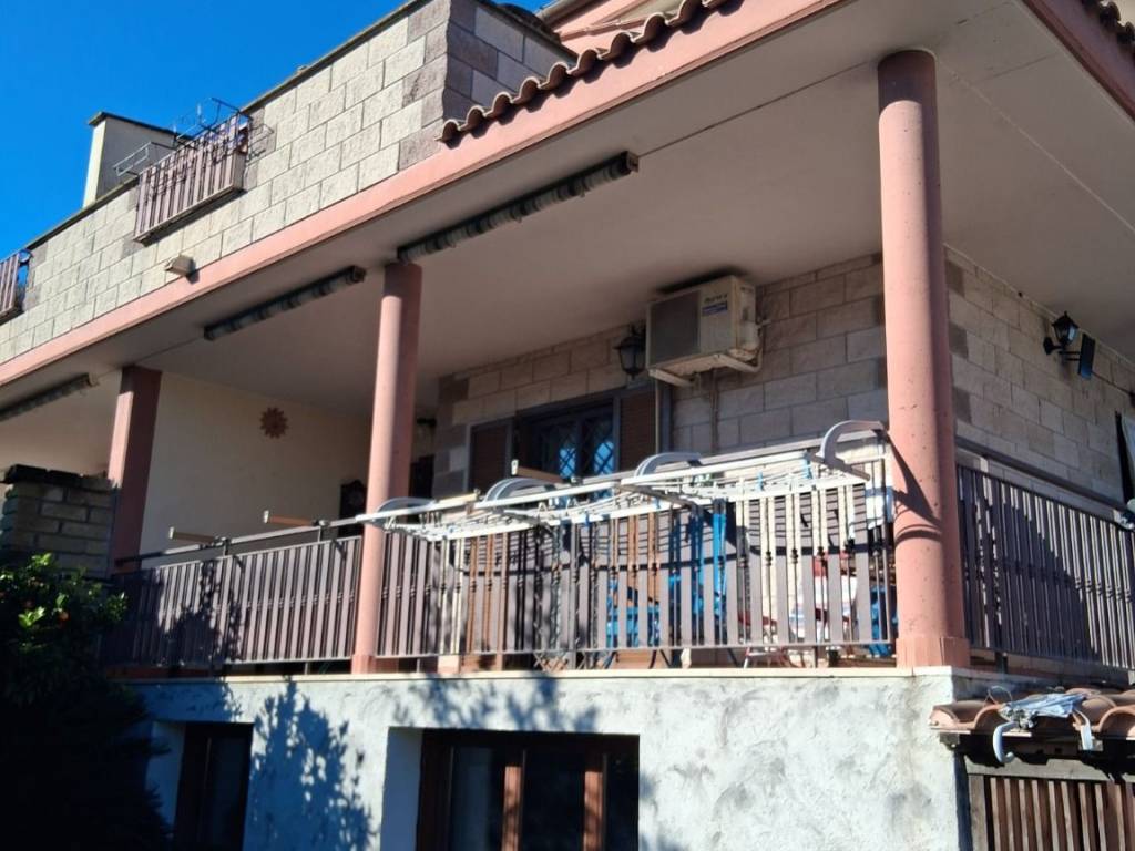 casa indipendente in vendita a Ladispoli
