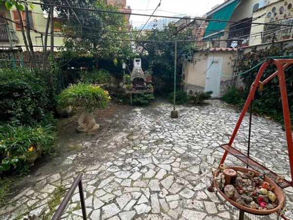 casa indipendente in vendita a Ladispoli