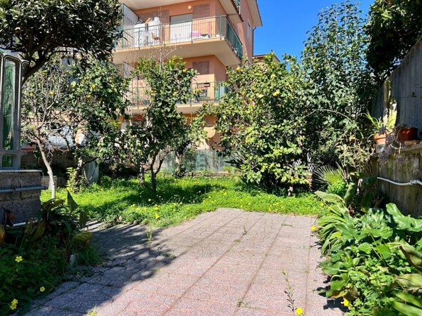 casa indipendente in vendita a Ladispoli