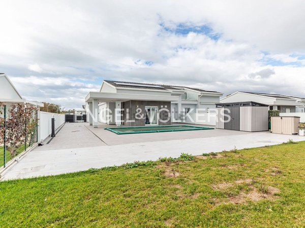 casa indipendente in vendita a Ladispoli