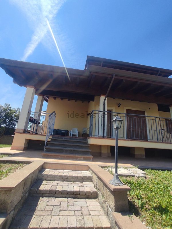 casa indipendente in vendita a Ladispoli