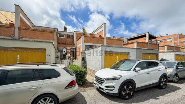 casa semindipendente in vendita a Ladispoli