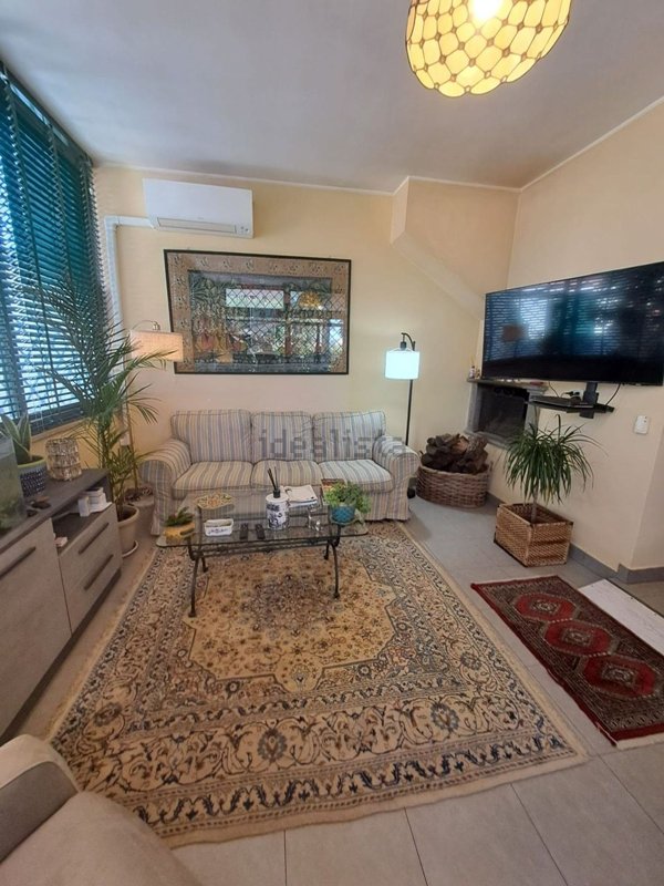 casa indipendente in vendita a Ladispoli