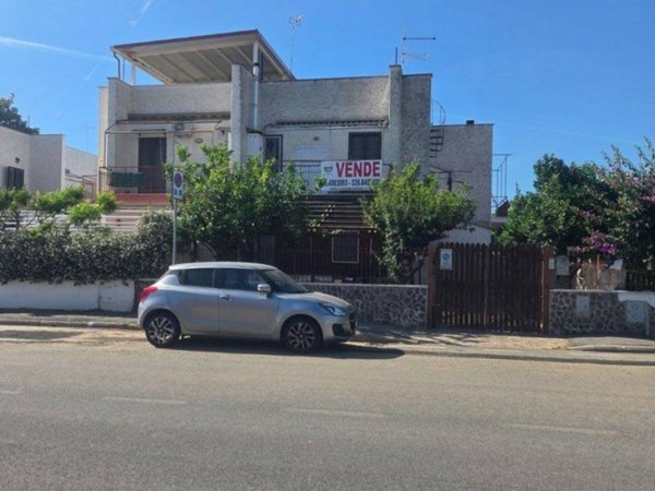 casa indipendente in vendita a Ladispoli