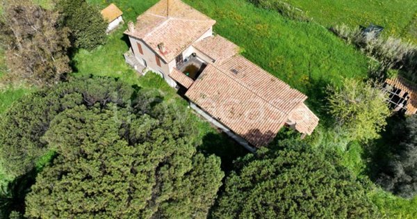 casa indipendente in vendita a Ladispoli in zona Monteroni