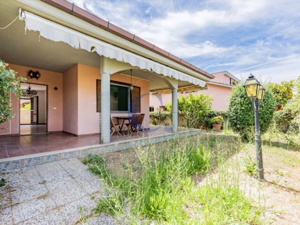 casa indipendente in vendita a Ladispoli