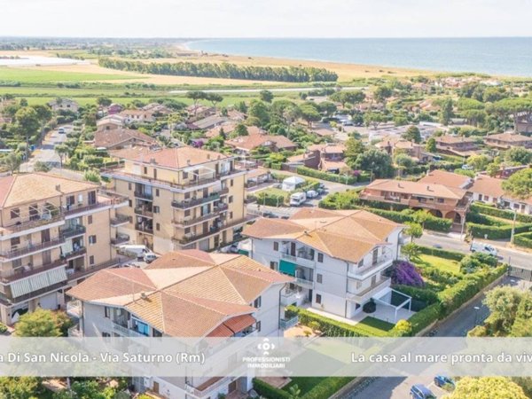 appartamento in vendita a Ladispoli in zona Marina di San Nicola