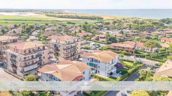 appartamento in vendita a Ladispoli in zona Marina di San Nicola