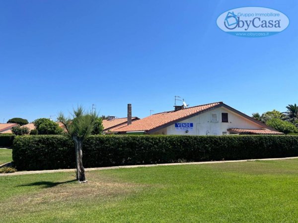 casa indipendente in vendita a Ladispoli