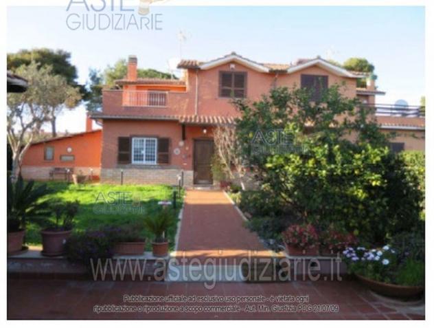 casa indipendente in vendita a Ladispoli in zona Marina di San Nicola