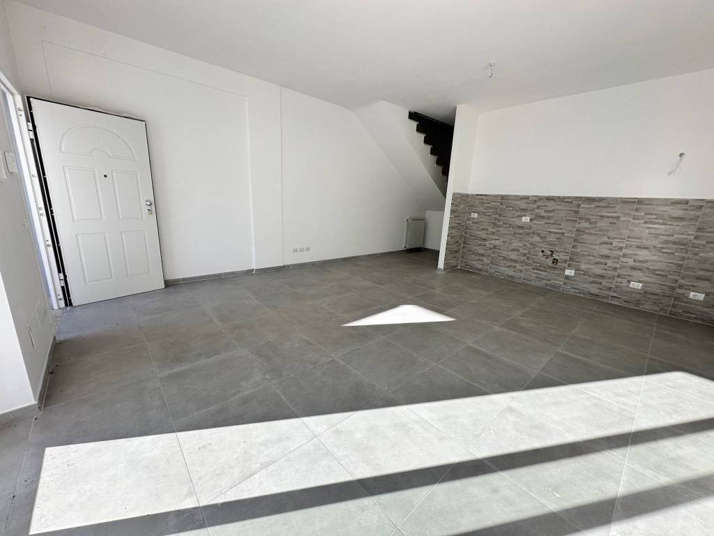 casa indipendente in vendita a Ladispoli